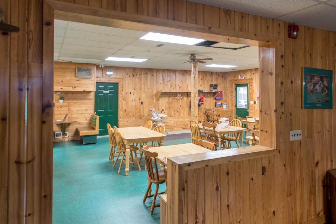 Madawaska Lodge-Cottage エクステリア 写真
