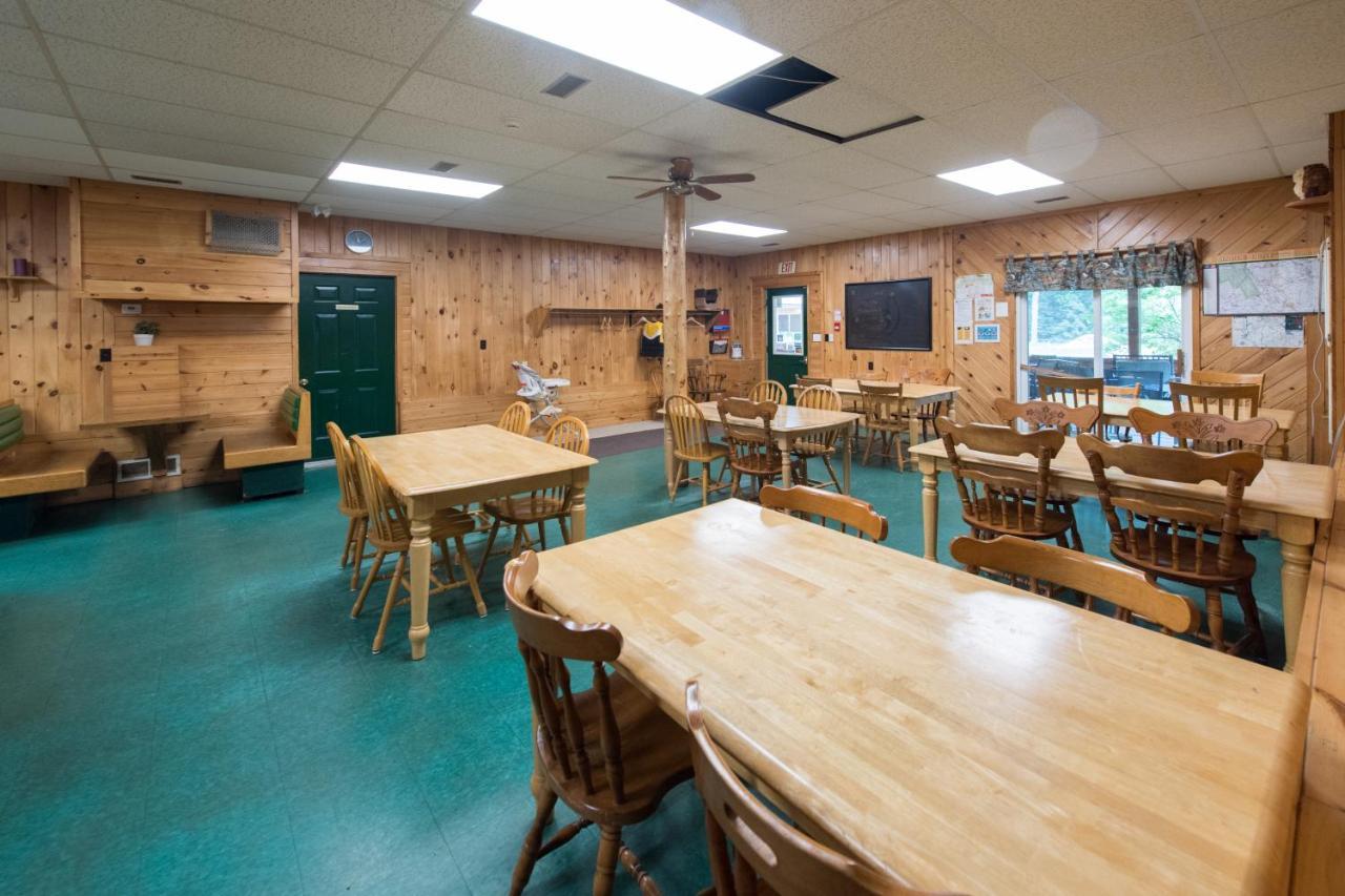 Madawaska Lodge-Cottage エクステリア 写真